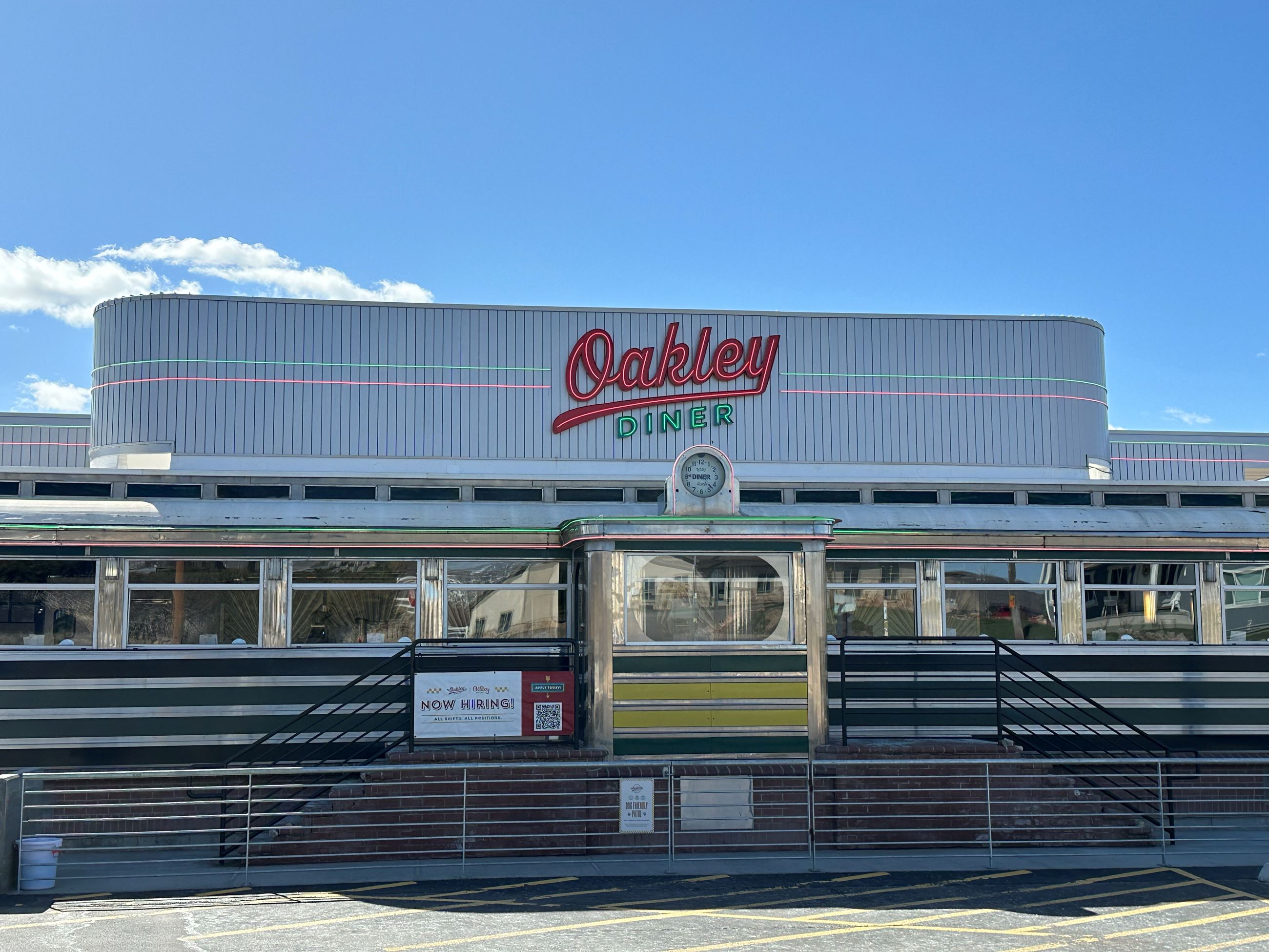 Full view of oakley diner